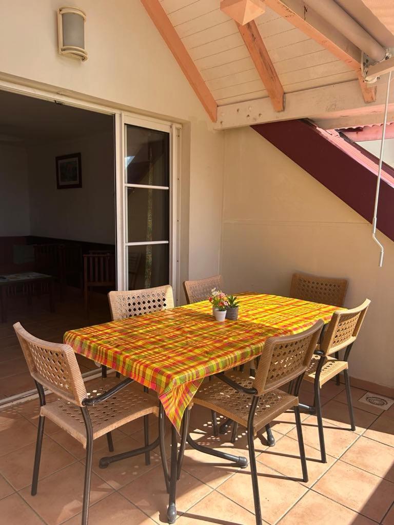 Appart T3 Village Vacances Sainte-Anne Courcelles Ngoại thất bức ảnh