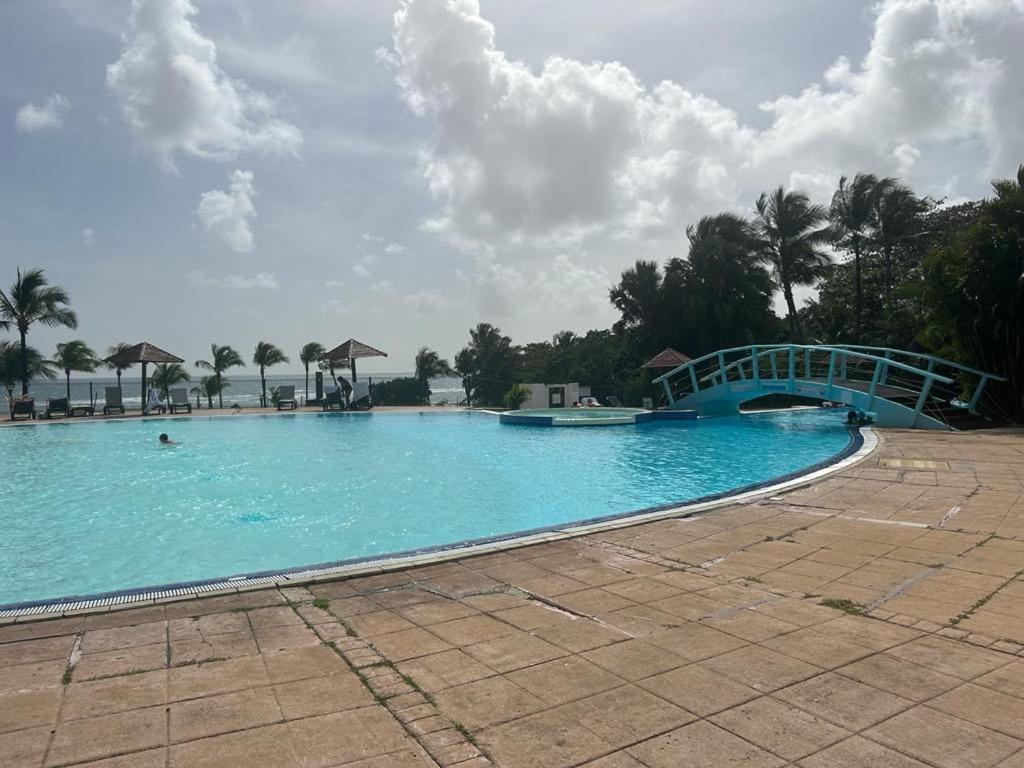 Appart T3 Village Vacances Sainte-Anne Courcelles Ngoại thất bức ảnh