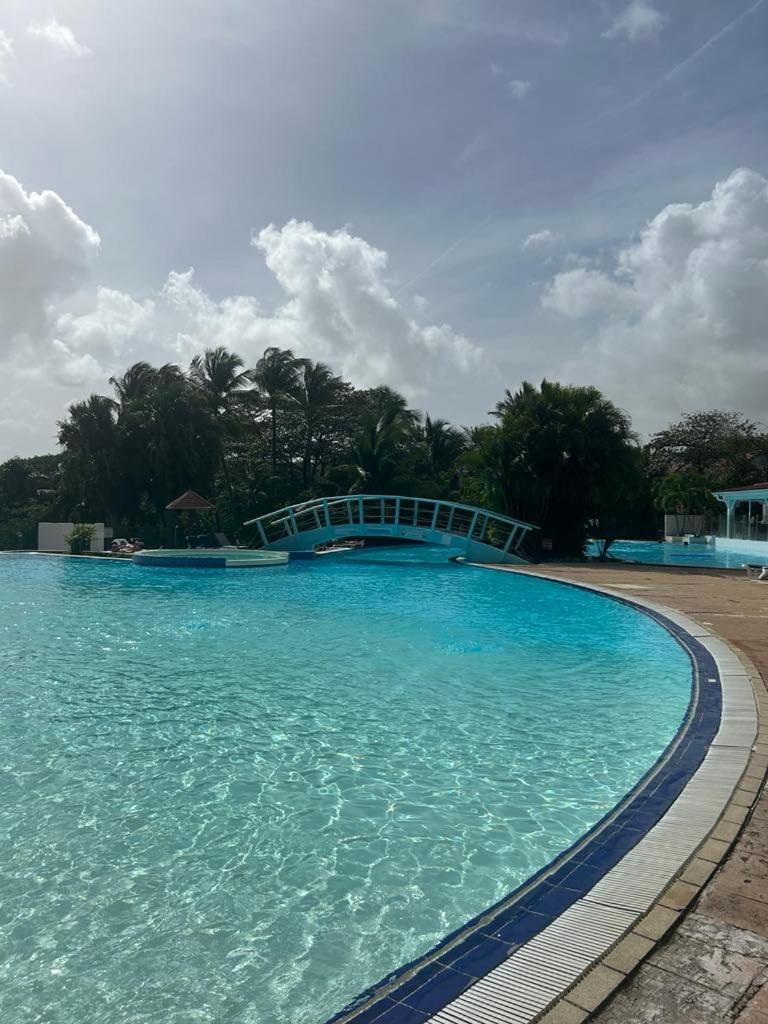Appart T3 Village Vacances Sainte-Anne Courcelles Ngoại thất bức ảnh